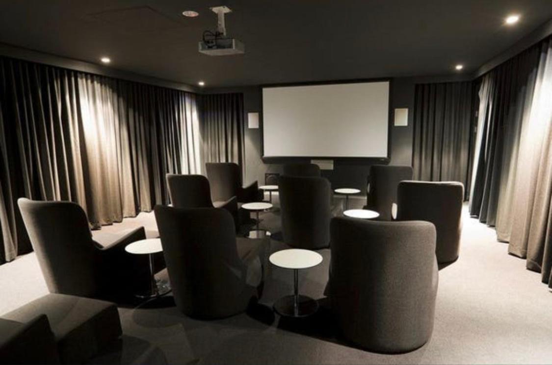 Circle On Cavill Sub Penthouse W/ 4 Bedrooms 黄金海岸 外观 照片